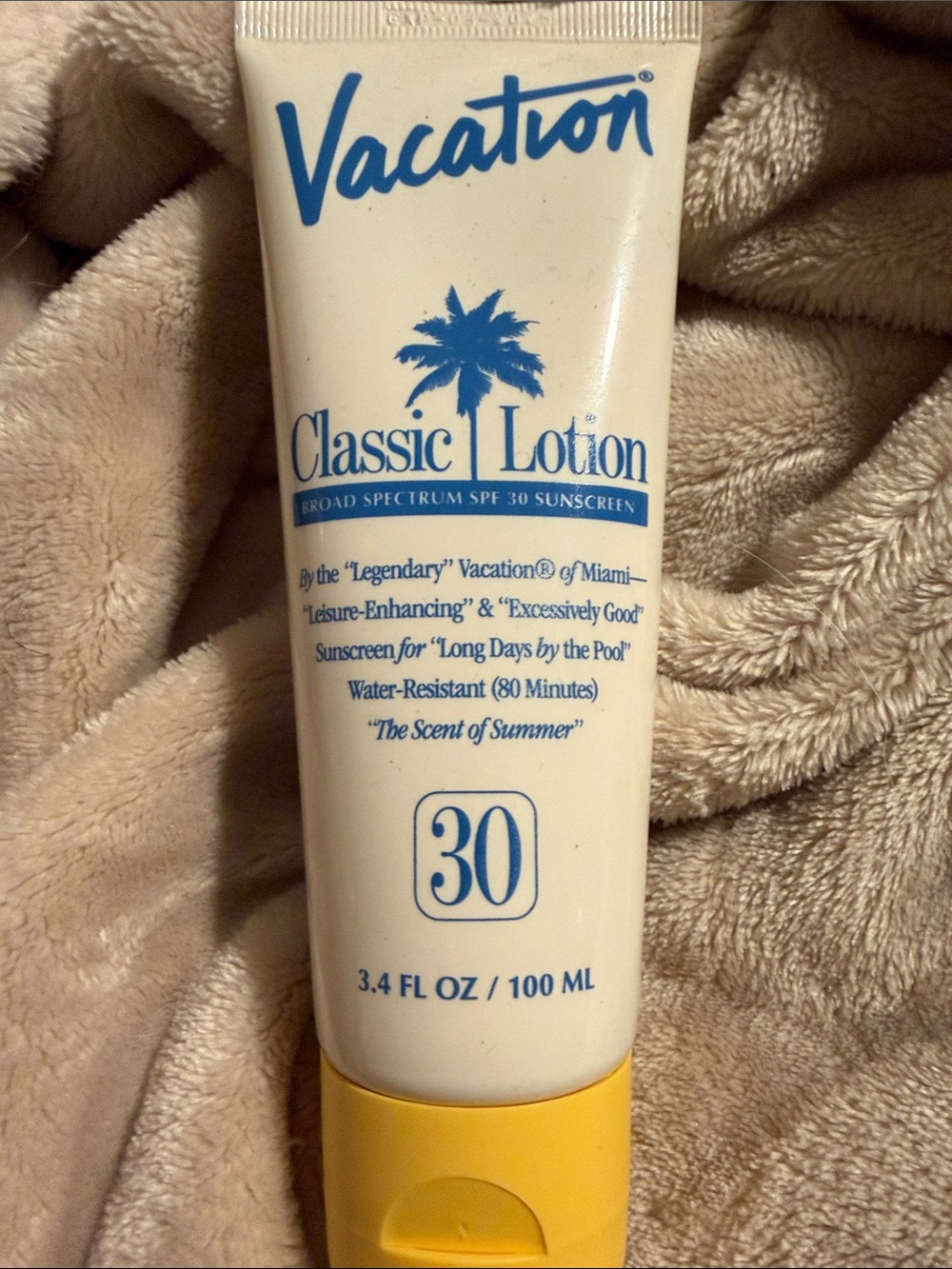 Classic Lotion SPF 30 Sunscreen - White & Yellow
